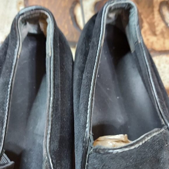 - Vionic black suede sneakers 10 work errands walking - Picture 3 of 8